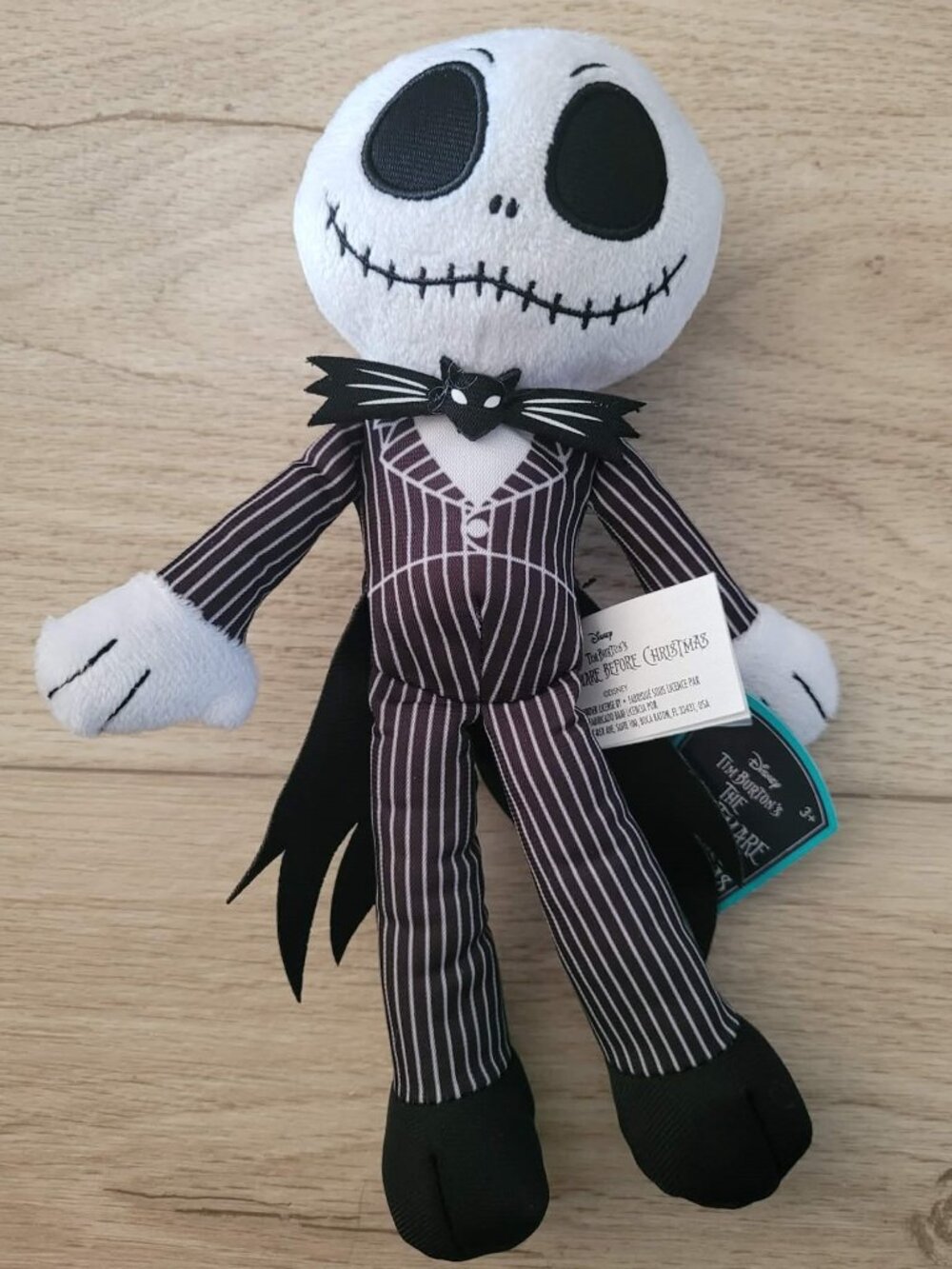 new DISNEY NIGHTMARE BEFORE CHRISTMAS JACK SKELLINGTON PLUSH just play halloween